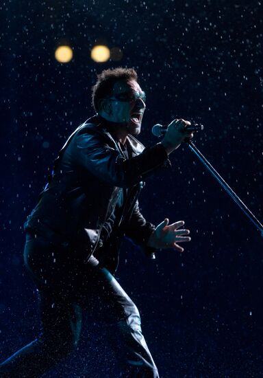 Концерт ирландской группы U2 в Москве