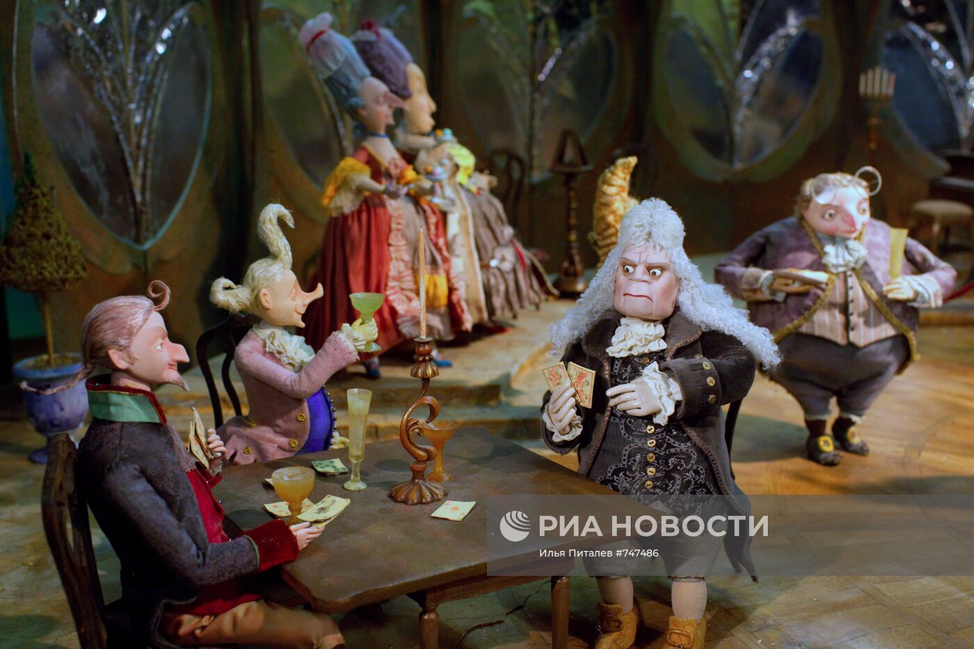 Куклы – персонажи из мультфильма "Гофманиада"
