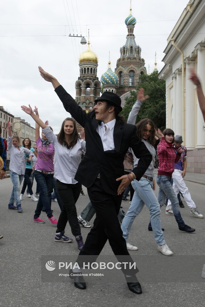 Акция в честь Дня рождения Майкла Джексона в Санкт-Петербурге