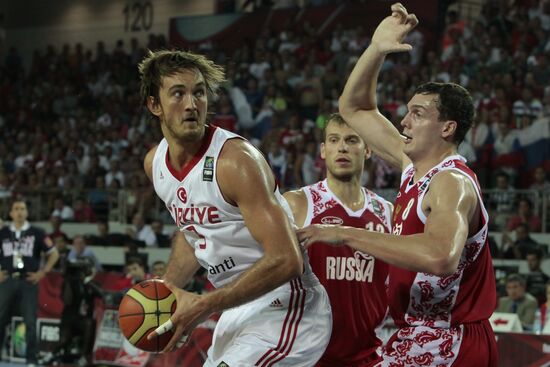 Баскетбол. ЧМ 2010. Мужчины. Матч Турция - Россия
