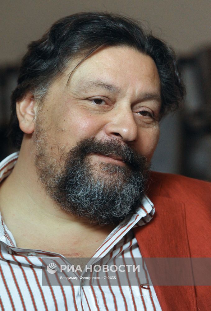 Дмитрий Назаров
