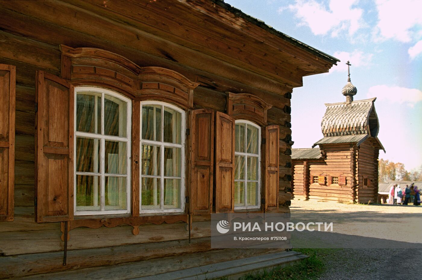 Фрагмент деревянной усадьбы XIX века