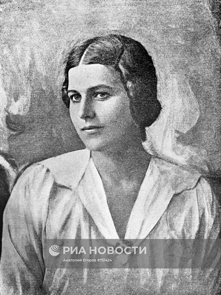 Лариса Рейснер