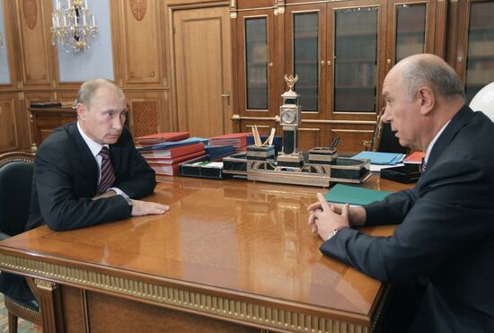 Владимир Путин провел рабочую встречу с Николаем Меркушкиным