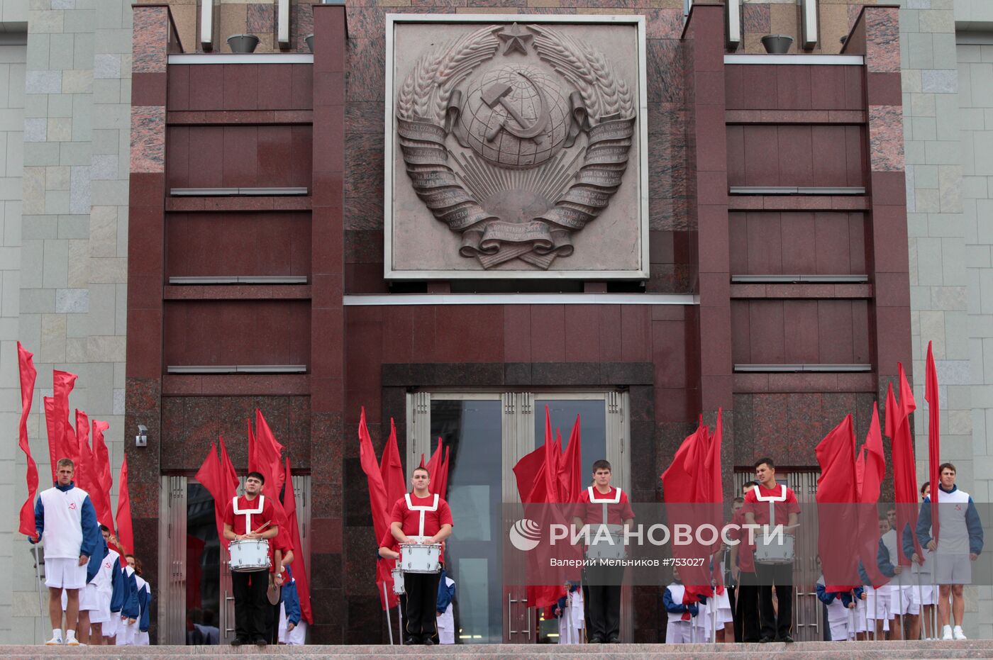 Открытие Музейно-выставочного комплекса "Рабочий и колхозница"