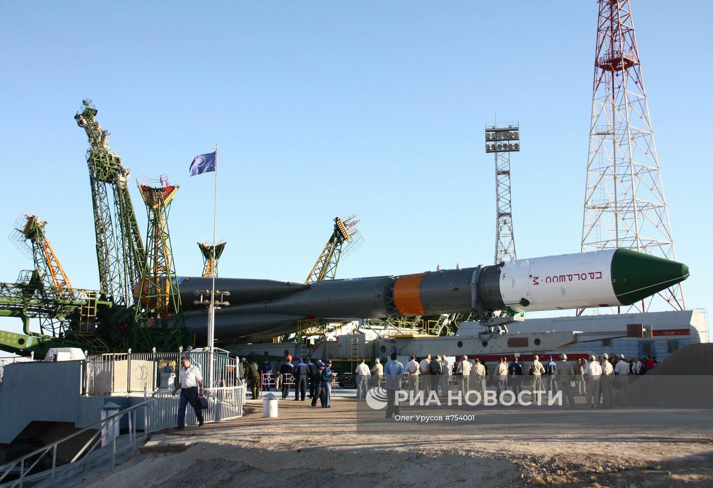 Вывоз грузового корабля "Прогресс М-07М" на стартовый комплекс