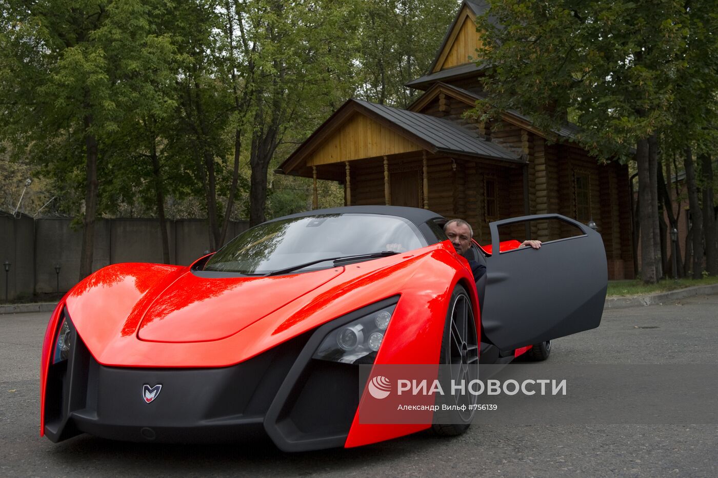 Открытие завода компании Marussia Motors в Москве | РИА Новости Медиабанк