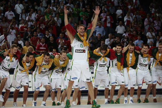 Баскетбол. ЧМ 2010. Мужчины. Матч Литва - Сербия