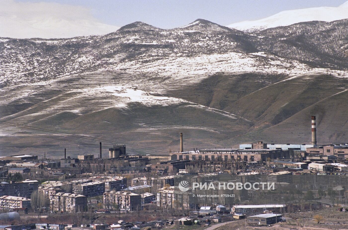 Город Чаренцаван в Армении
