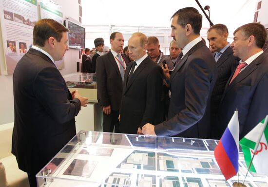 В. Путин на IX Международном инвестиционном форуме "Сочи-2010"