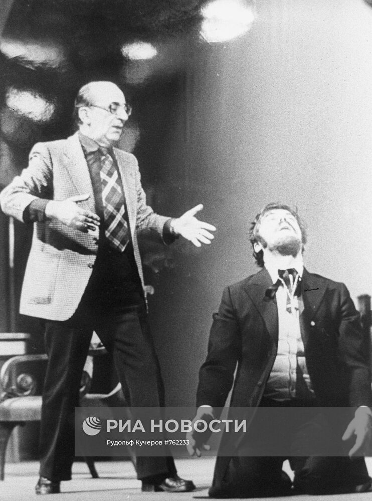 Георгий Товстоногов на репетиции спектакля в Германии