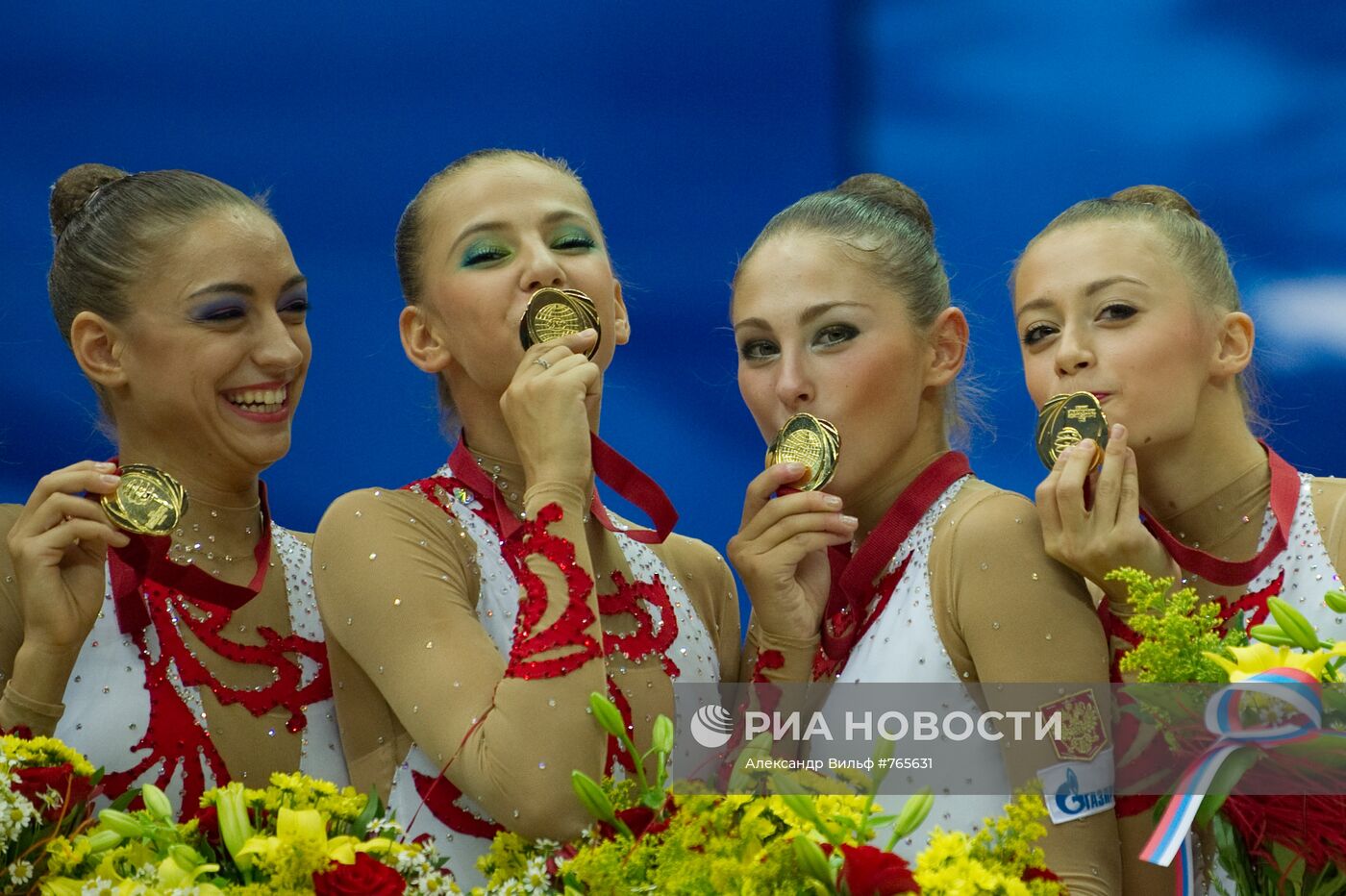Российские гимнастки победили в командных соревнованиях