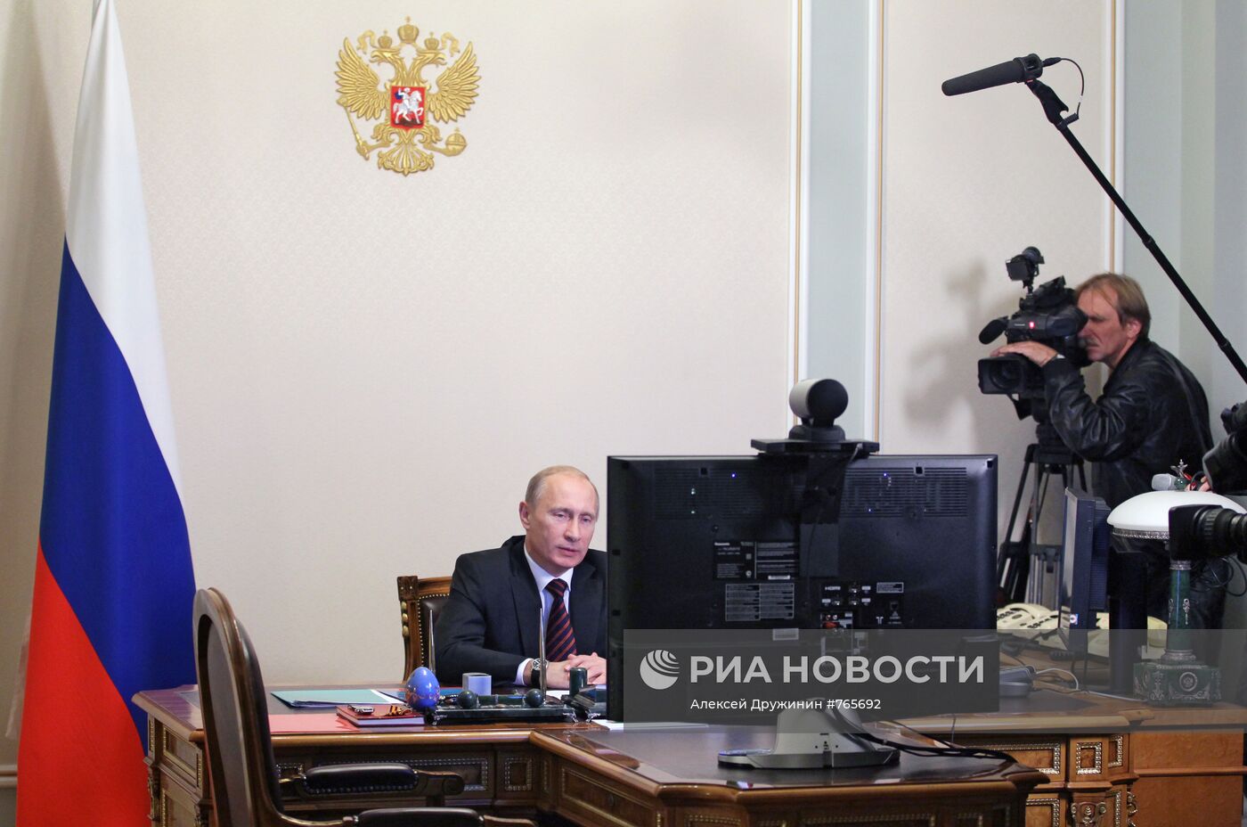 В.Путину доложили о завершении строительства трассы "Амур"