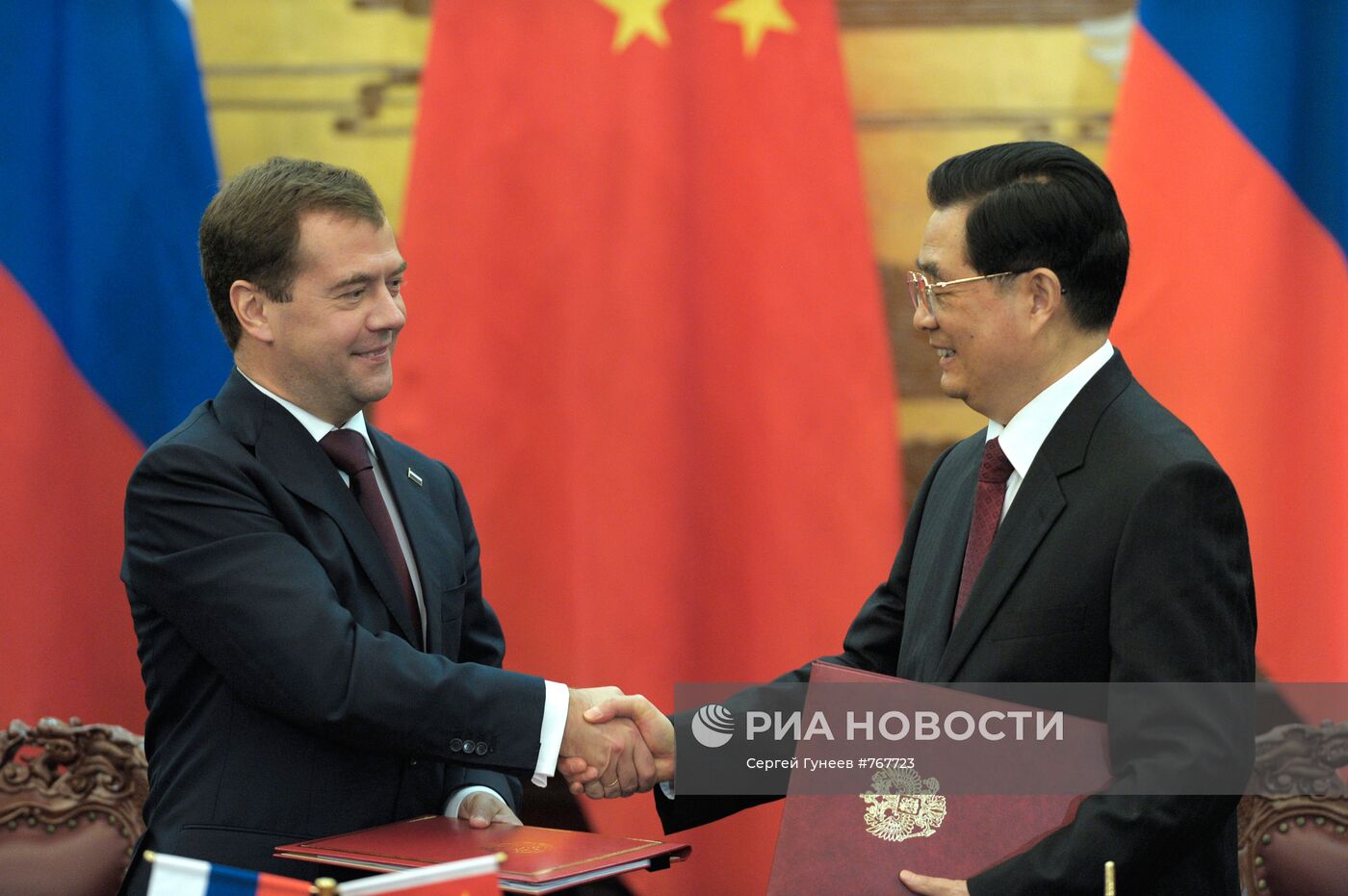 Официальный визит Дмитрия Медведева в Китай. Второй день