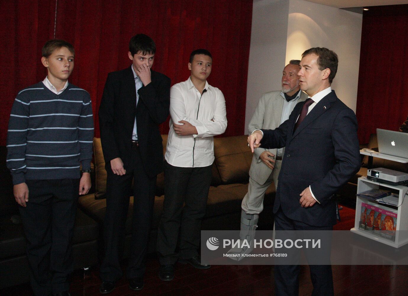 Официальный визит Дмитрия Медведева в Китай. Второй день