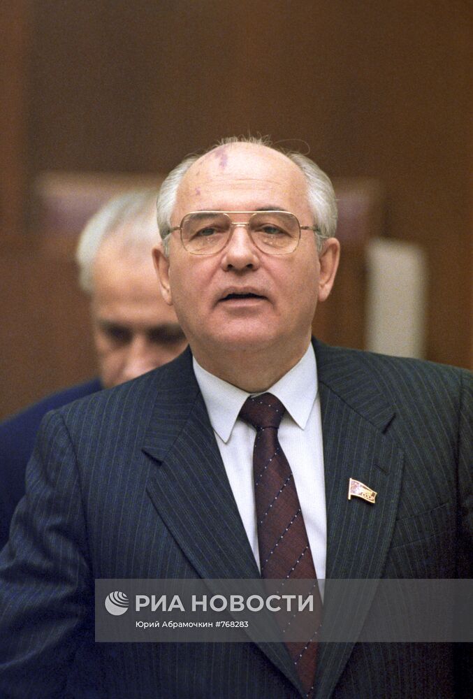 Президент СССР М. Горбачев