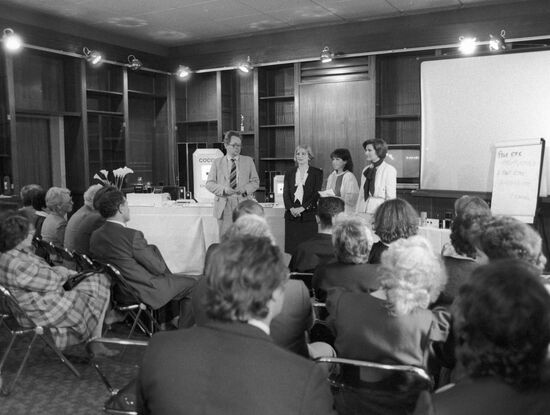 Семинар фирмы "Шанель"