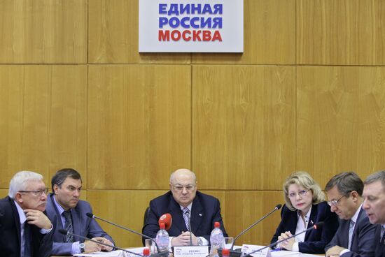 И.о. мэра Москвы В.Ресин встретился с ветеранами