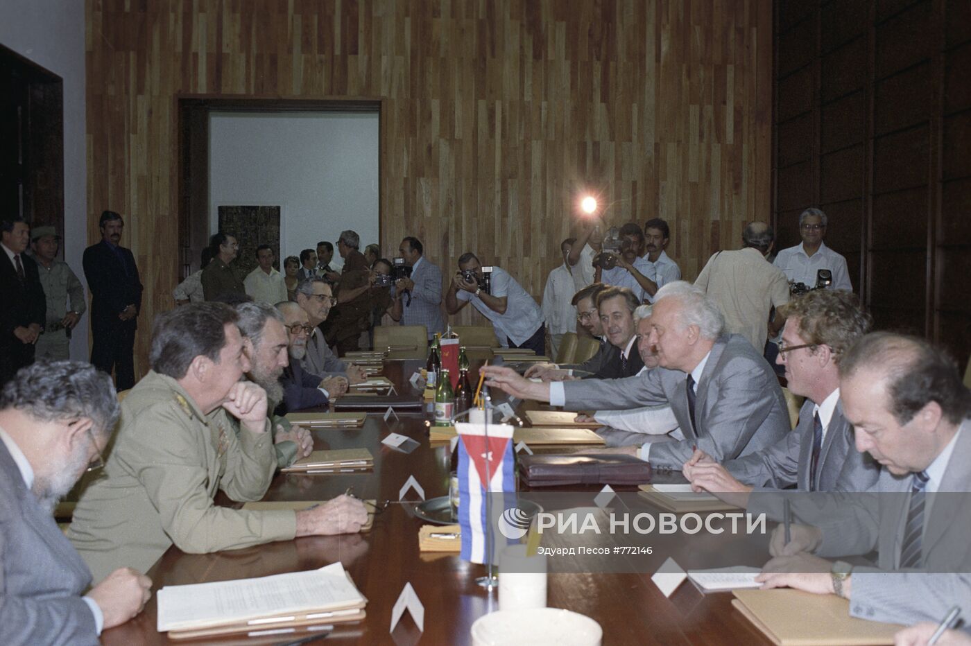 Визит советской делегации в Республику Куба