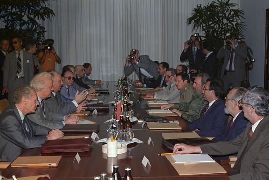 Визит советской делегации в Республику Куба