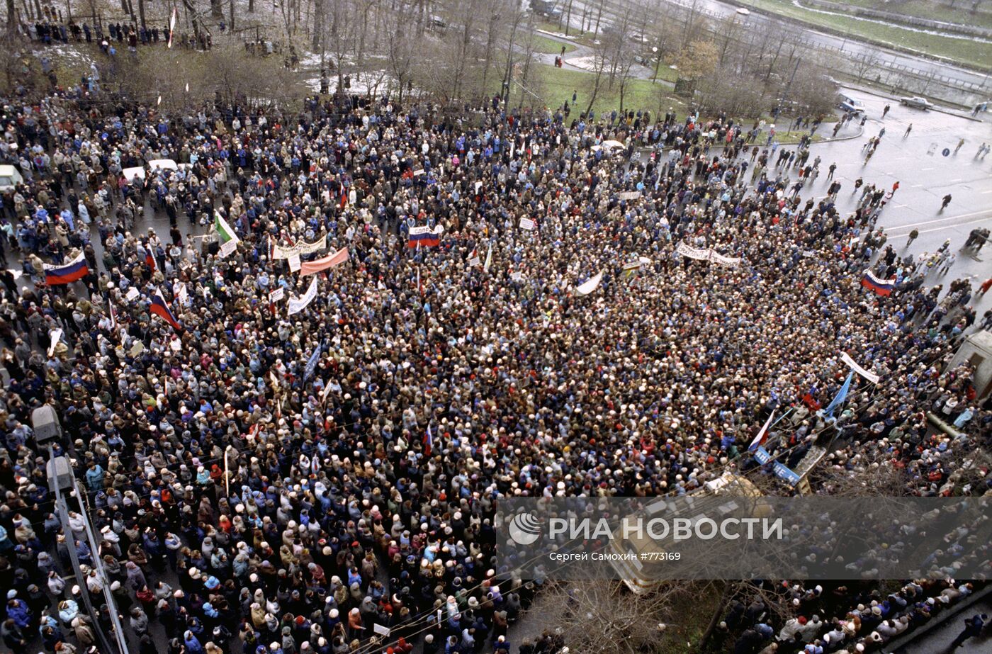 Панихида у дома академика А.Д. Сахарова | РИА Новости Медиабанк