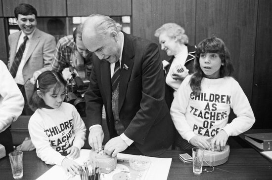 Лев Толкунов