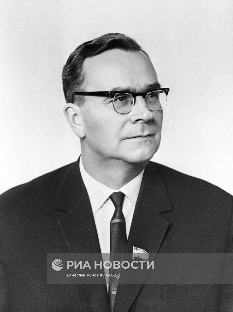 Геннадий Иванович Воронов