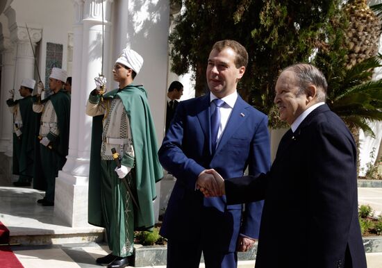 Официальный визит Дмитрия Медведева в Алжир