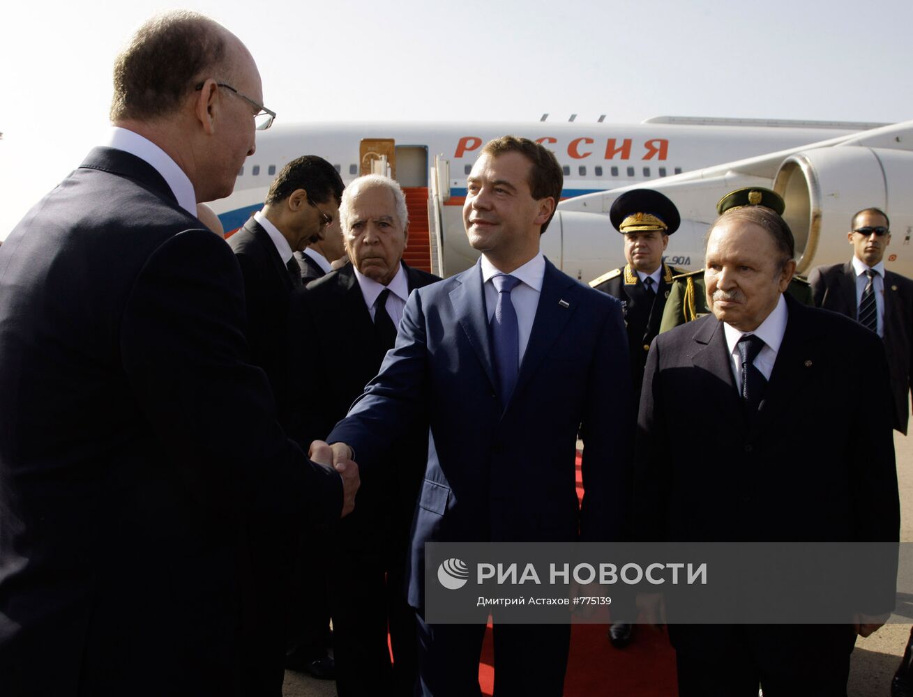 Официальный визит Дмитрия Медведева в Алжир