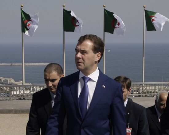 Официальный визит Дмитрия Медведева в Алжир