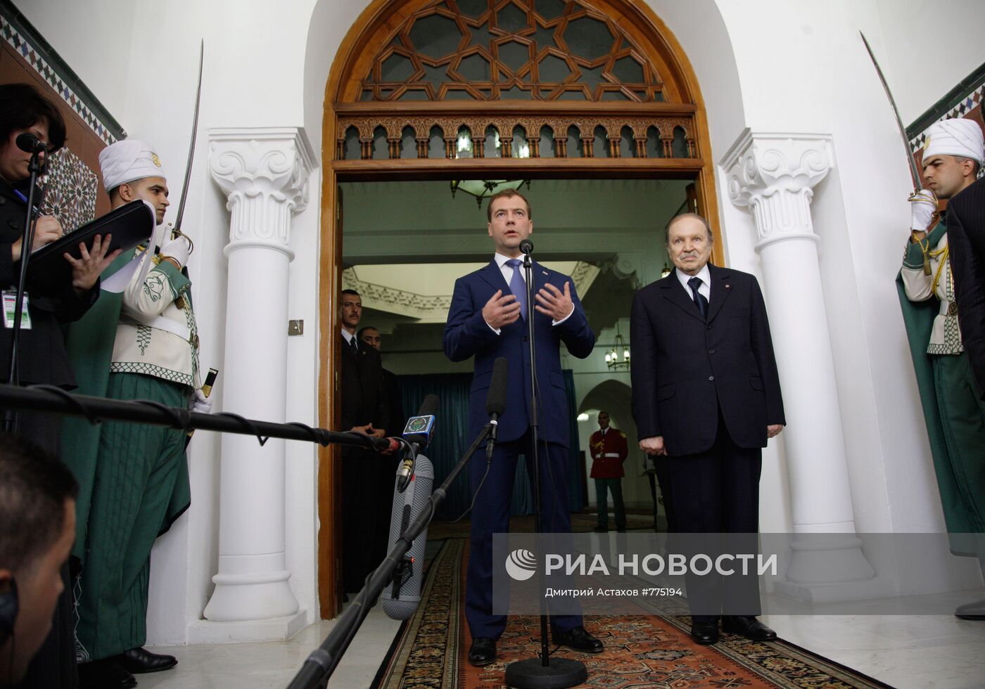 Официальный визит Дмитрия Медведева в Алжир