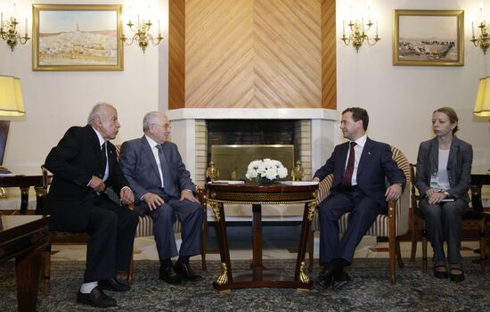 Официальный визит Дмитрия Медведева в Алжир