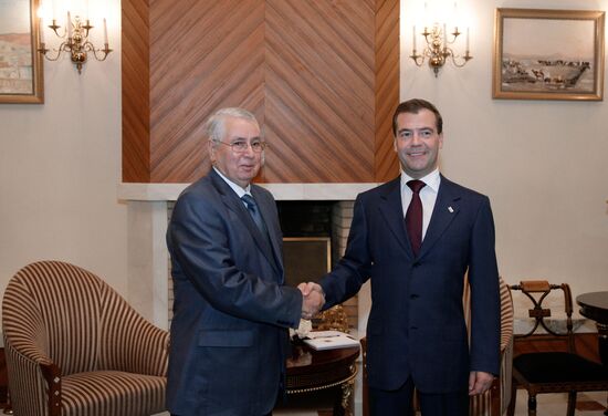 Официальный визит Дмитрия Медведева в Алжир