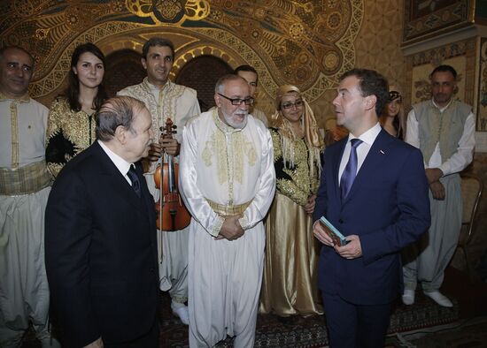 Официальный визит Дмитрия Медведева в Алжир