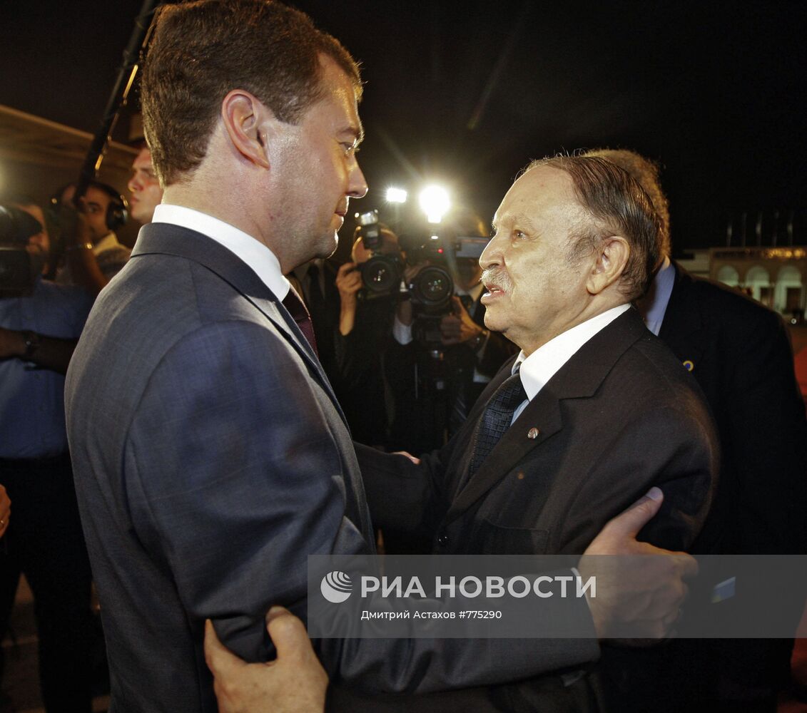 Официальный визит Дмитрия Медведева в Алжир