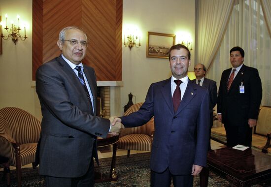 Официальный визит Дмитрия Медведева в Алжир