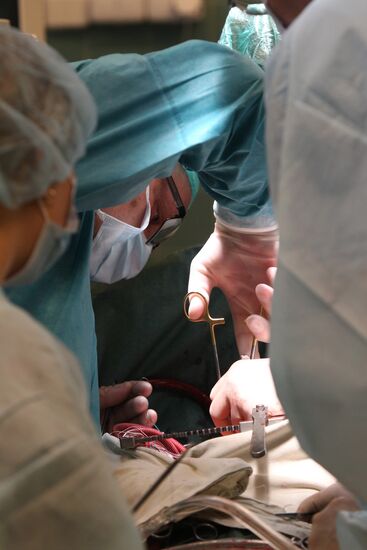 Операция по протезированию клапана сердца