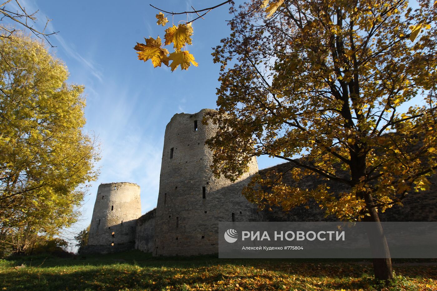 Изборская крепость