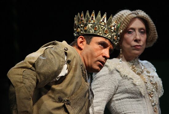 Дмитрий Певцов и Инна Чурикова