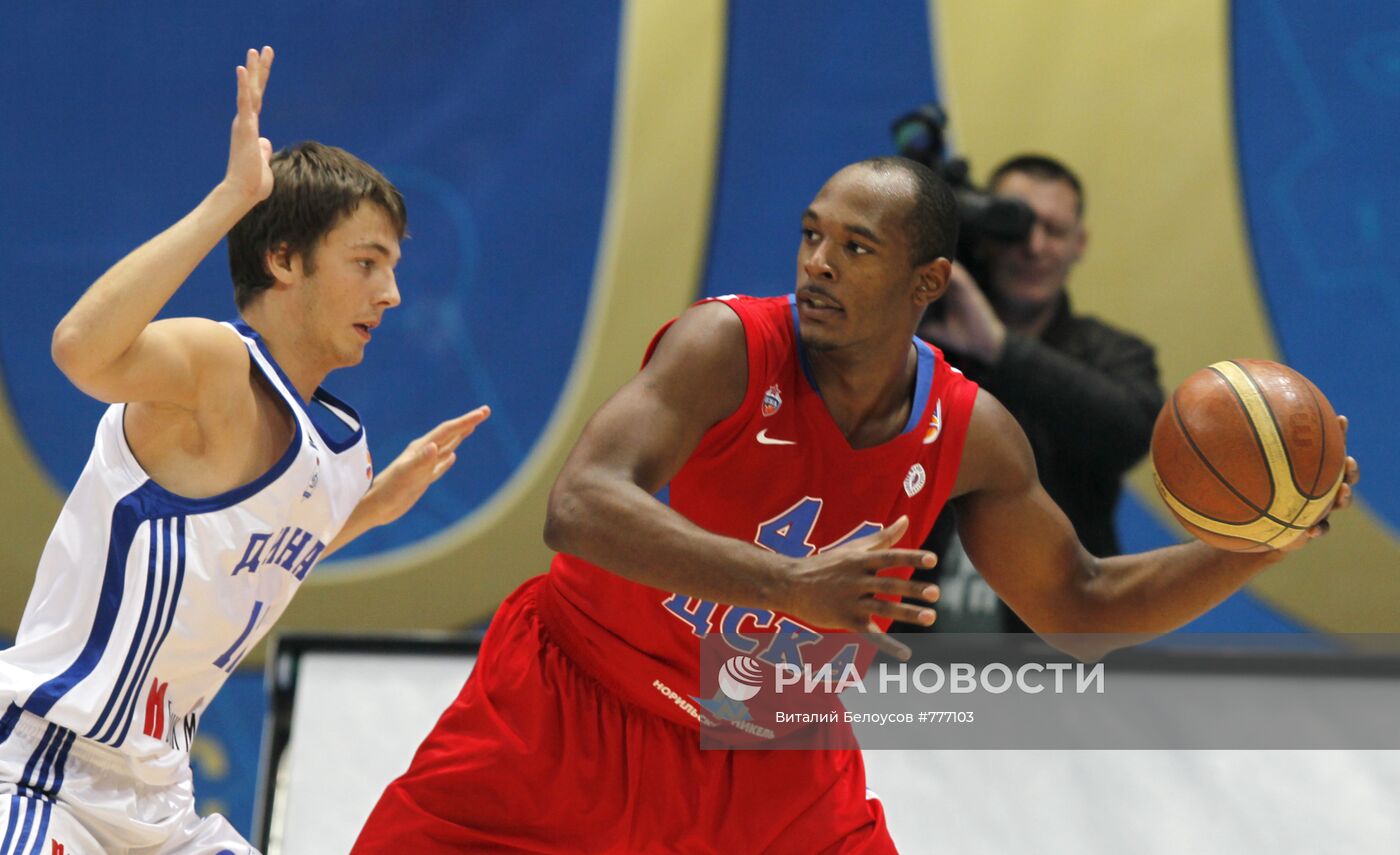 Баскетбол. ПБЛ. Матч "Динамо" - ЦСКА