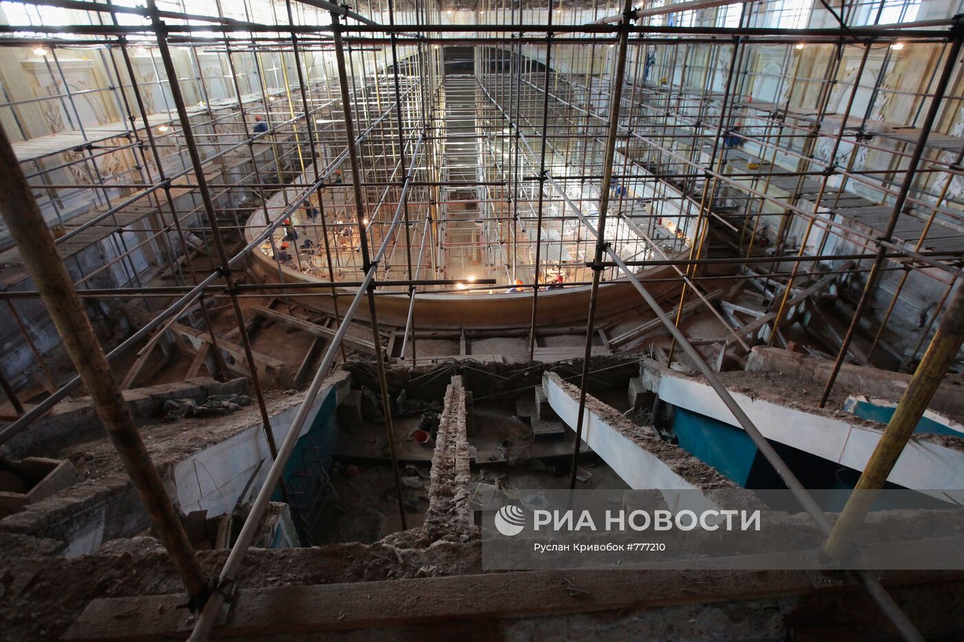 Реставрационные работы в Большом зале Московской консерватории