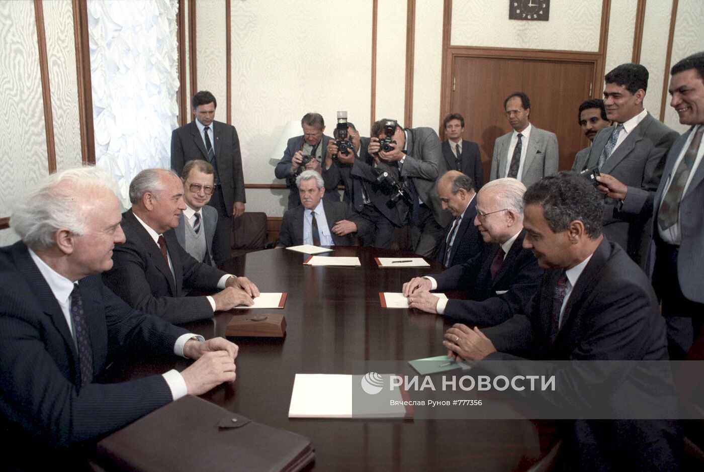 Встреча Михаила Горбачева и Ахмеда Магида