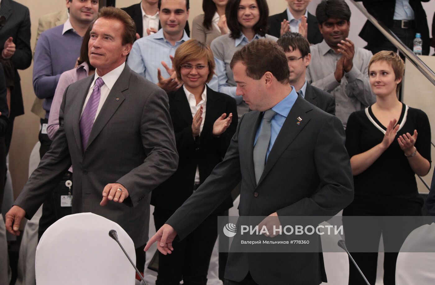 Дмитрий Медведев и Арнольд Шварценеггер