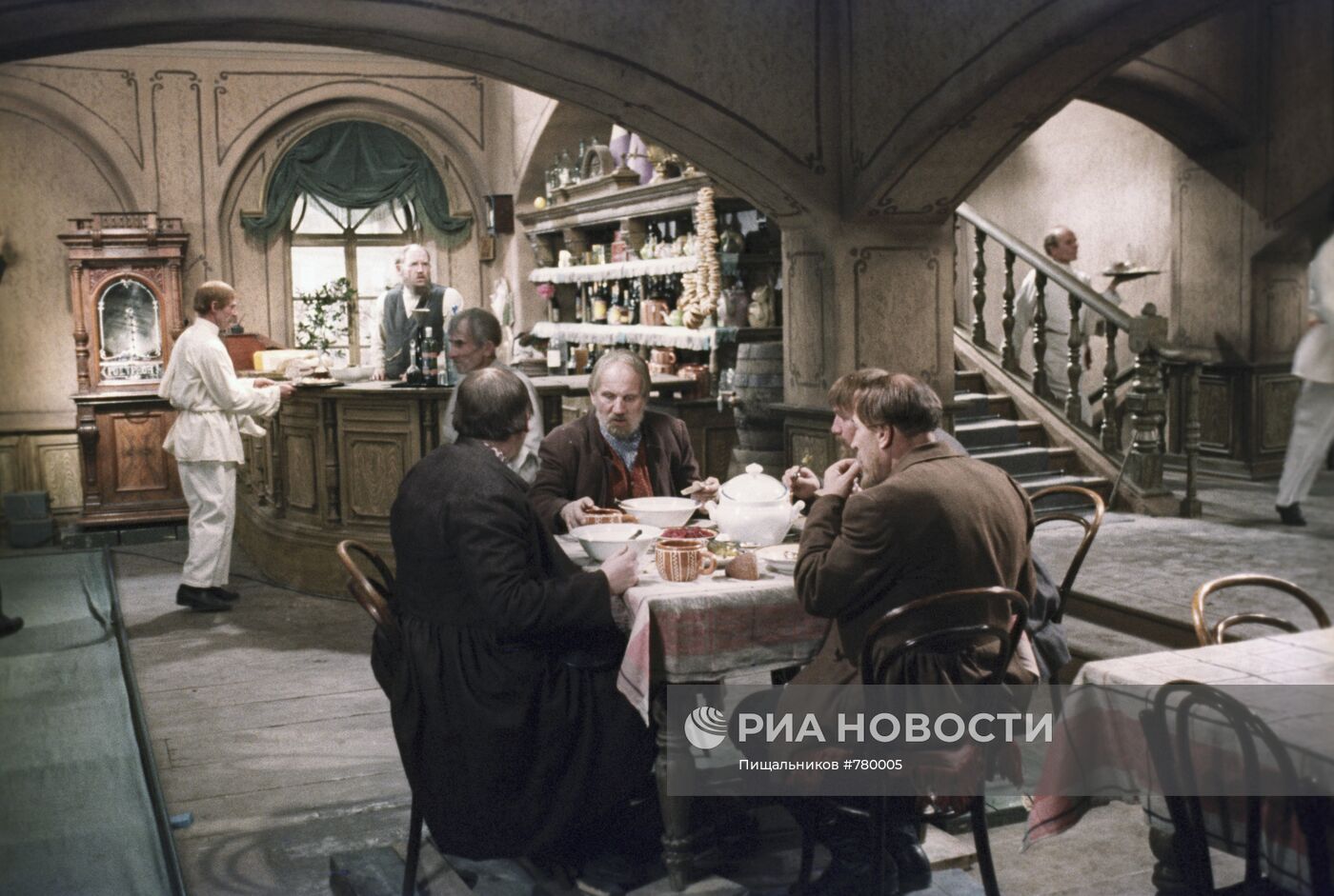 Сцена в трактире