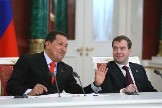 Д.Медведев и У.Чавес