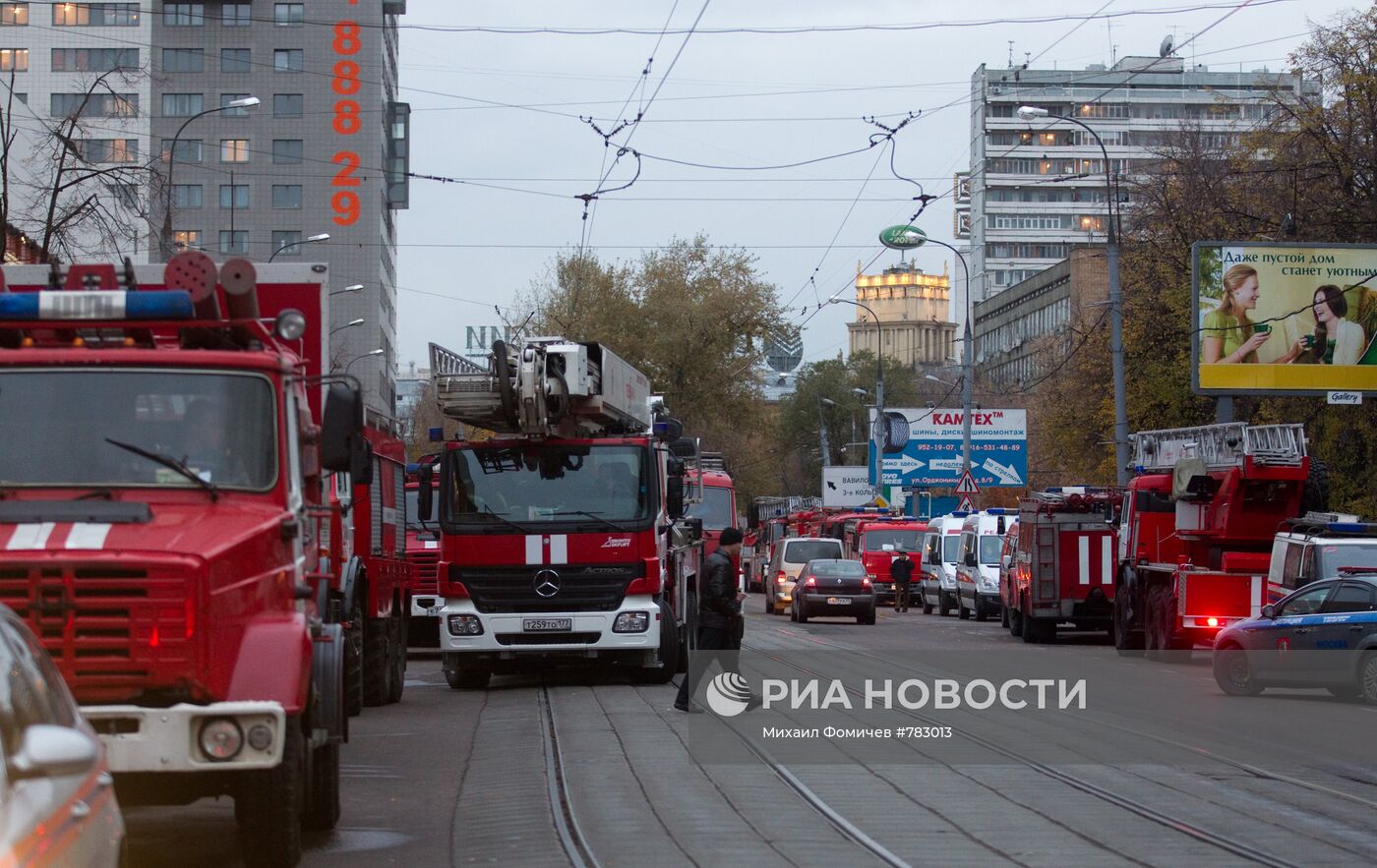 Тушение пожара в общежитии в Москве