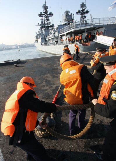 Возвращение корабля "Адмирал Пантелеев" во Владивосток