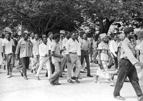 Первомайская демонстрация в городе Дар-эс-Салам