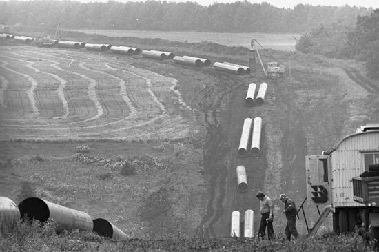 Строительство газопровода "Союз"