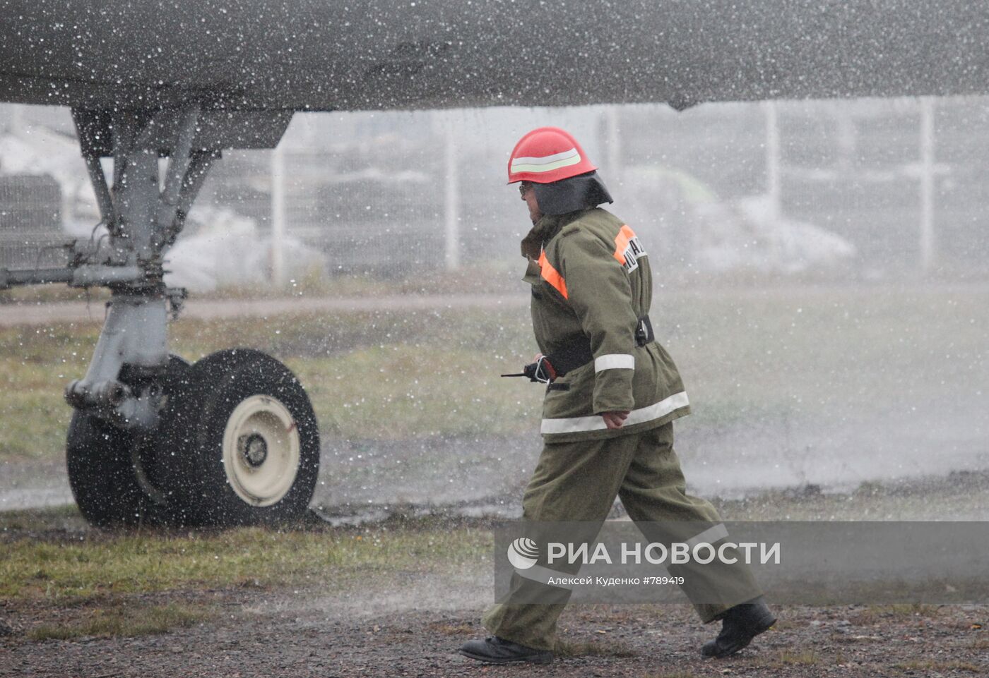 Учения по гражданской обороне в аэропорту "Домодедово"